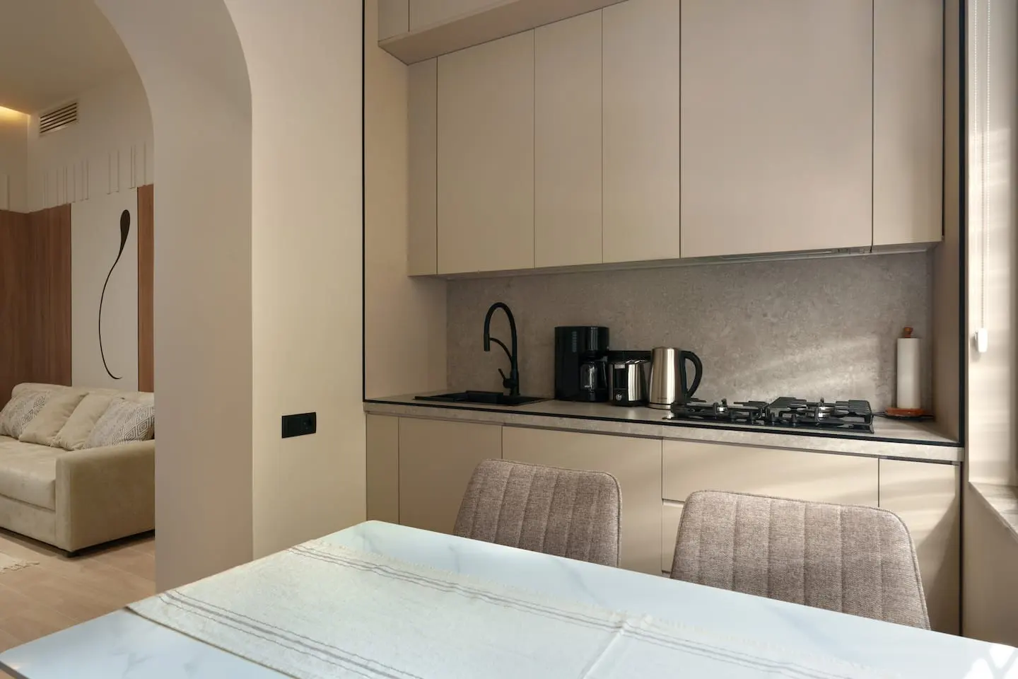 Full kitchen
